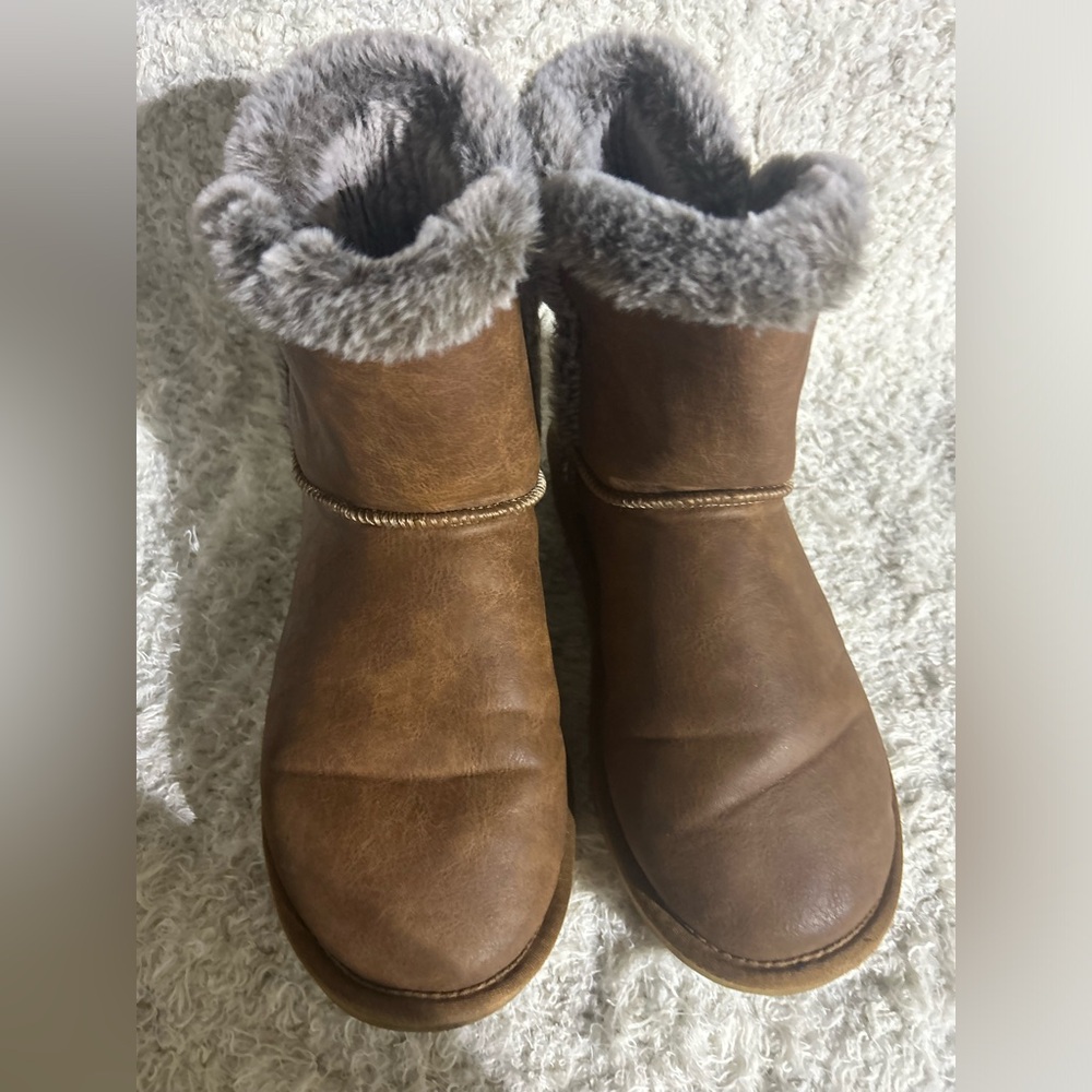 Lamo Brown and Gray Women's Boots